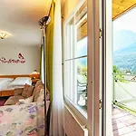 Typically Swiss Altana Scuol