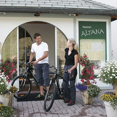 Hotel Typically Swiss Altana Scuol