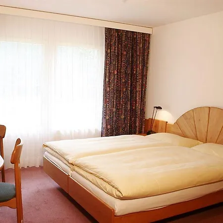 Hotel Typically Swiss Altana 3*