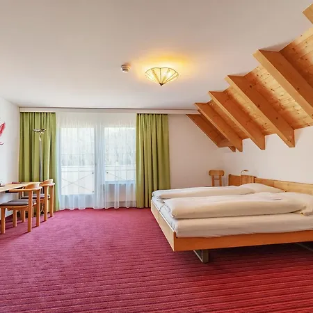 Hotel Typically Swiss Altana 3*
