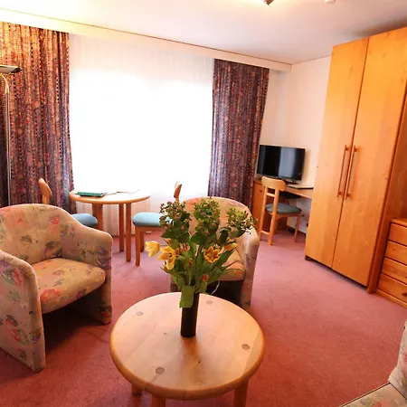 Hotel Typically Swiss Altana Scuol