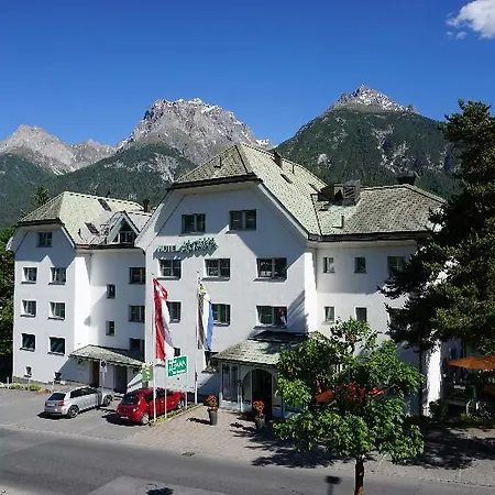 Hotel Typically Swiss Altana Scuol