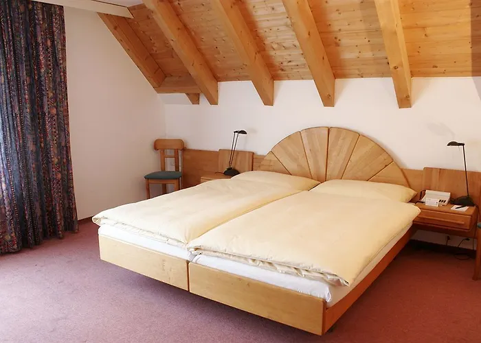 Hotel Typically Swiss Altana 3*