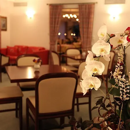 Hotel Typically Swiss Altana Scuol